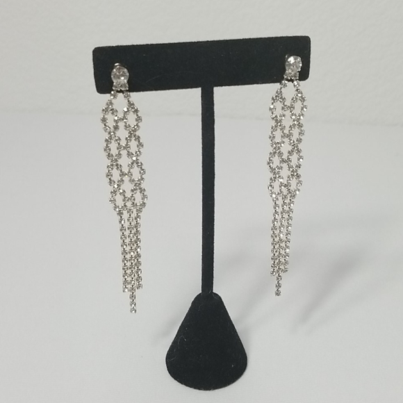 2 For 30 Diamond Studed Costume Earrings N… - Picture 2 of 4